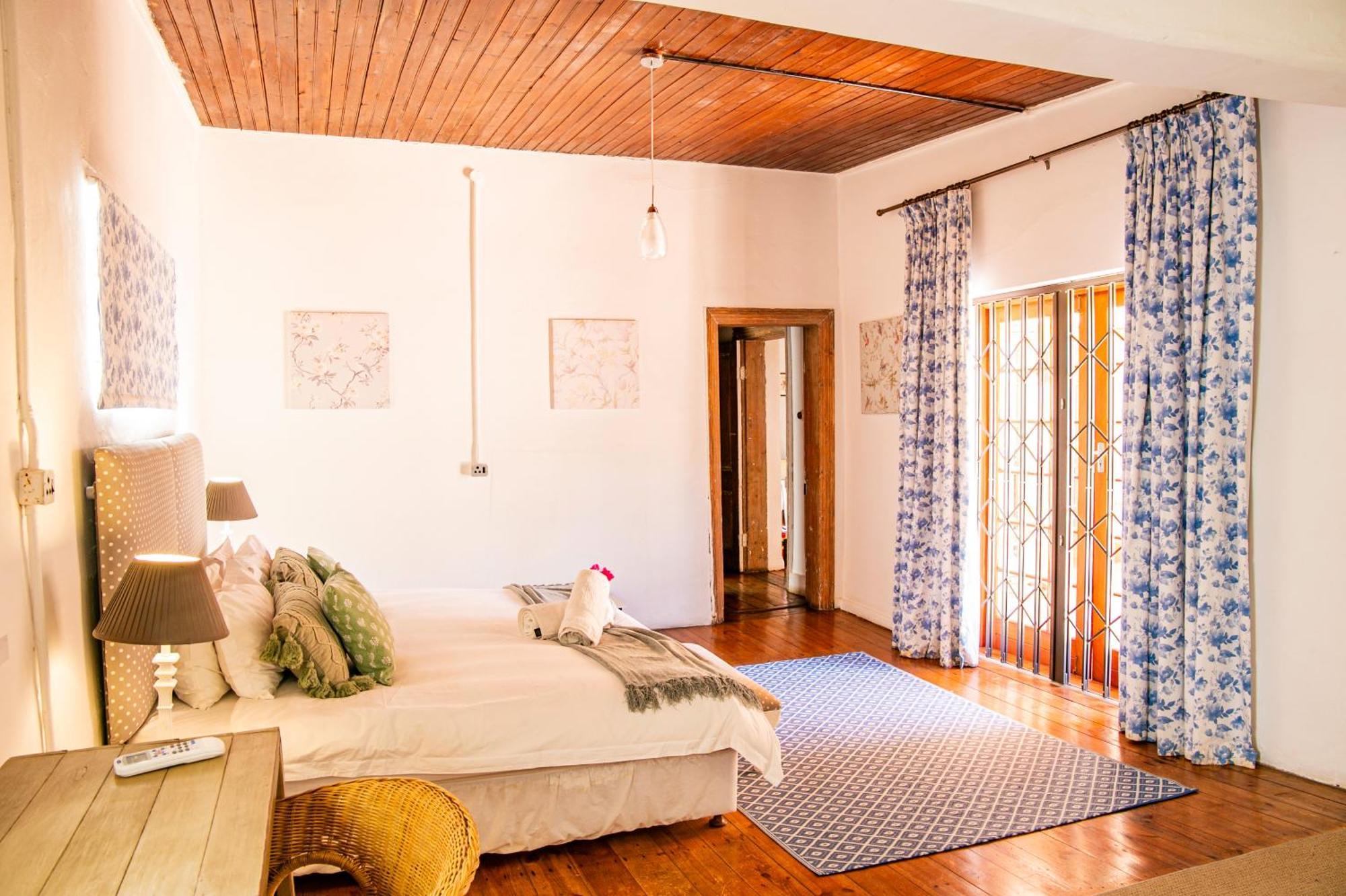 The Townhouse Villa Graaff-Reinet Dış mekan fotoğraf