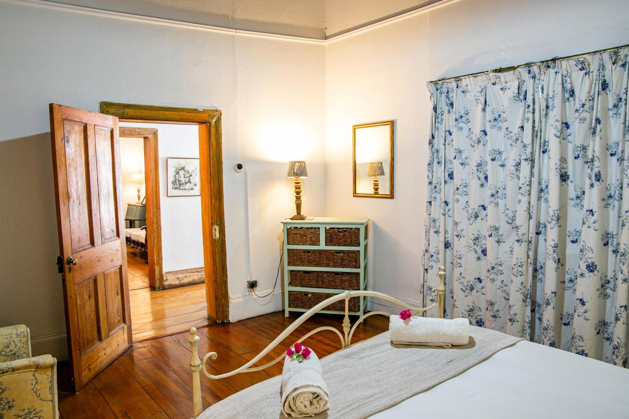 The Townhouse Villa Graaff-Reinet Dış mekan fotoğraf