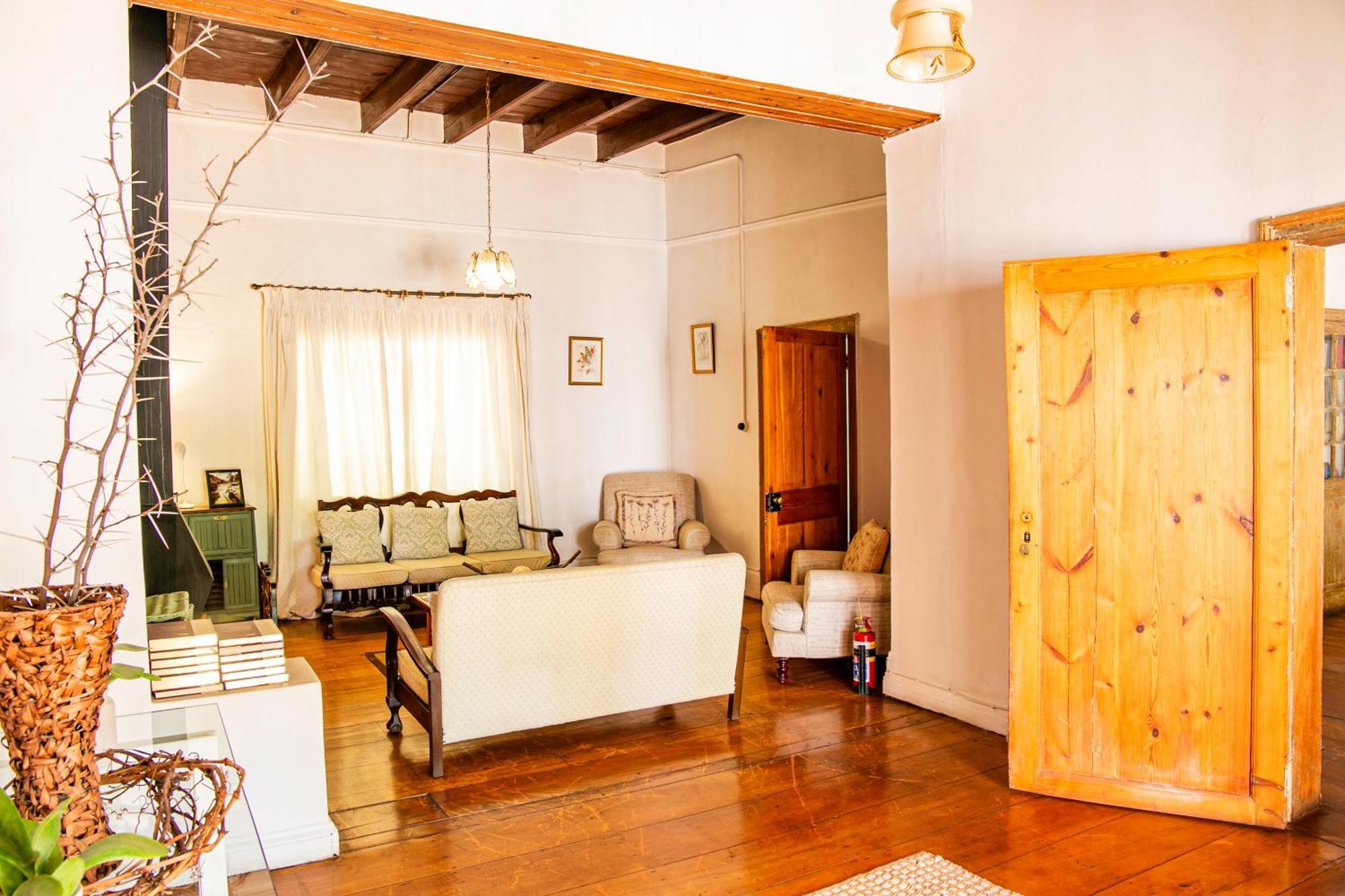 The Townhouse Villa Graaff-Reinet Dış mekan fotoğraf
